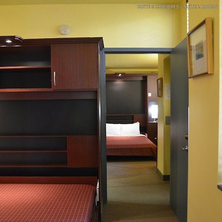 Anne Ma Soeur Anne Hotel Studio มอนทรีอัล ภายนอก รูปภาพ