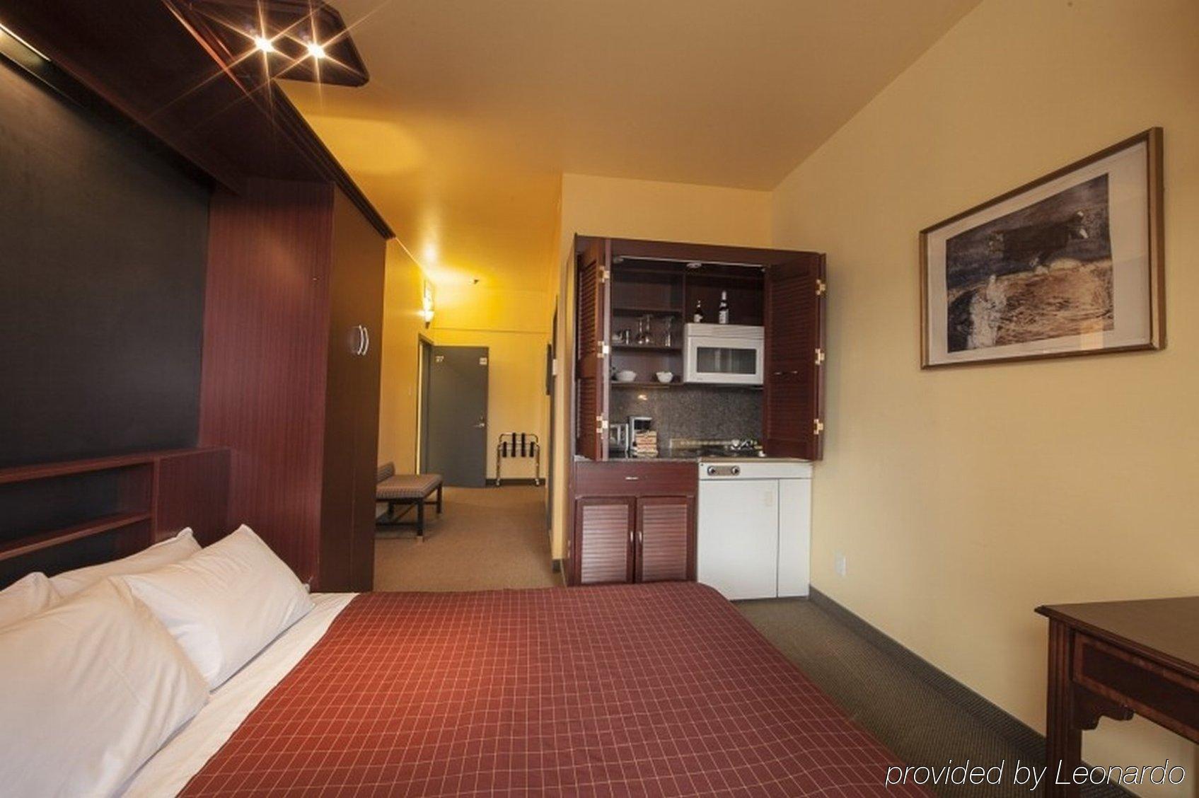 Anne Ma Soeur Anne Hotel Studio มอนทรีอัล ภายนอก รูปภาพ